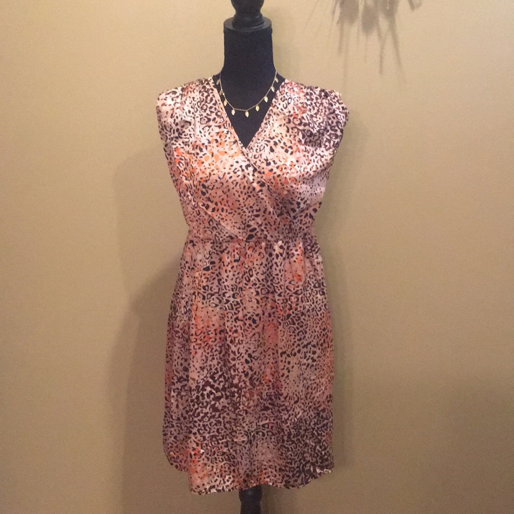 Short sleeve pullover dress